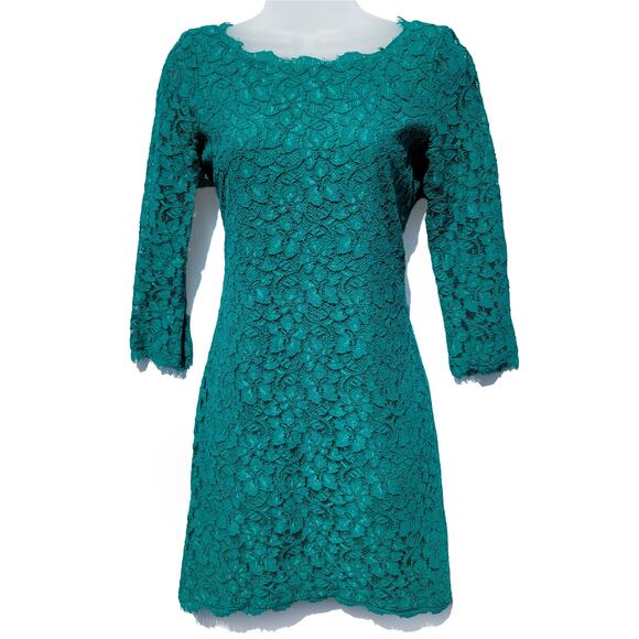 DIANE VON FURSTENBERG Size 2 Lace Cocktail Dress Womens Bodycon Mini Zarita - Picture 1 of 11